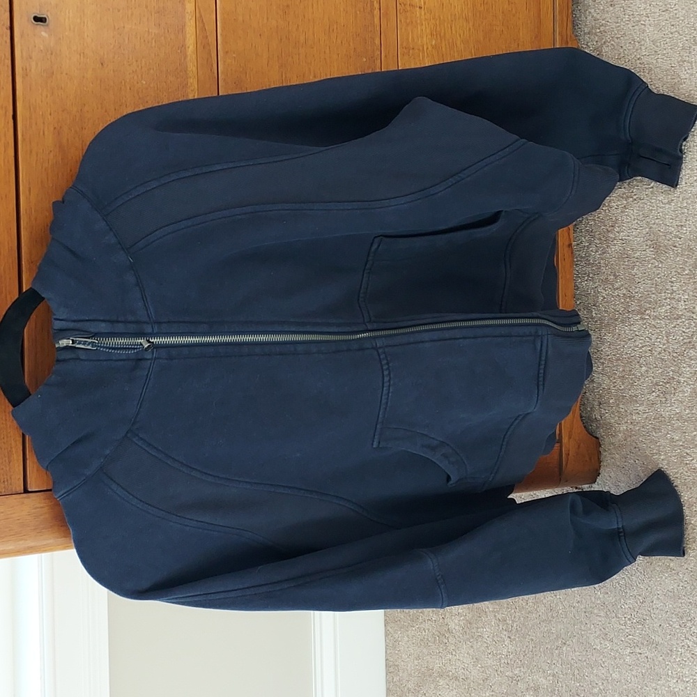 LULULEMON navy blue cropped full-zip scuba hoodie